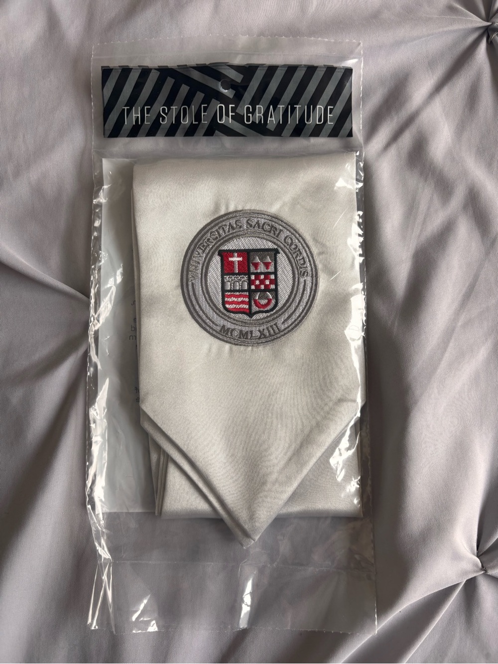 Sacred Heart University White Graduation Stole / Stole of Gratitude SHU